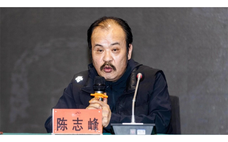 “做胸怀坦荡的尊龙凯时人”——集团年度总结大会召开 董事长揭晓主要讲话