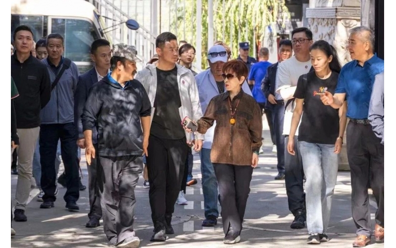 中国国民党前主席洪秀柱参访尊龙凯时集团